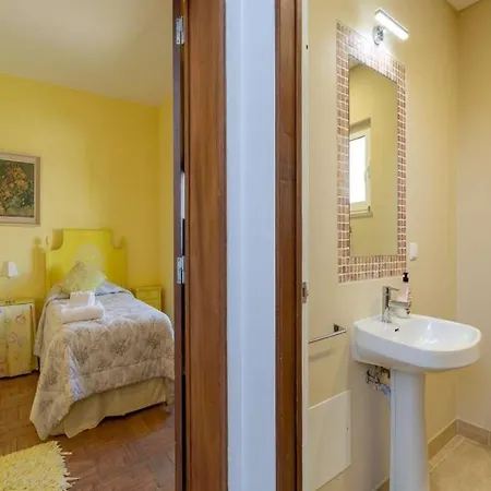 Casa Cerro - 5 Bedrooms - Private Pool - Short Walk To The Centre No Car Required - Vila Albufeira