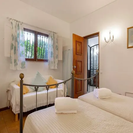 Casa Cerro - 5 Bedrooms - Private Pool - Short Walk To The Centre No Car Required - Vila