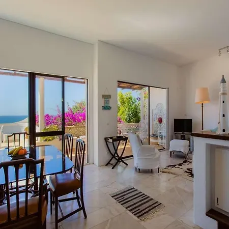 Vila Casa Cerro - 5 Bedrooms - Private Pool - Short Walk To The Centre No Car Required - *